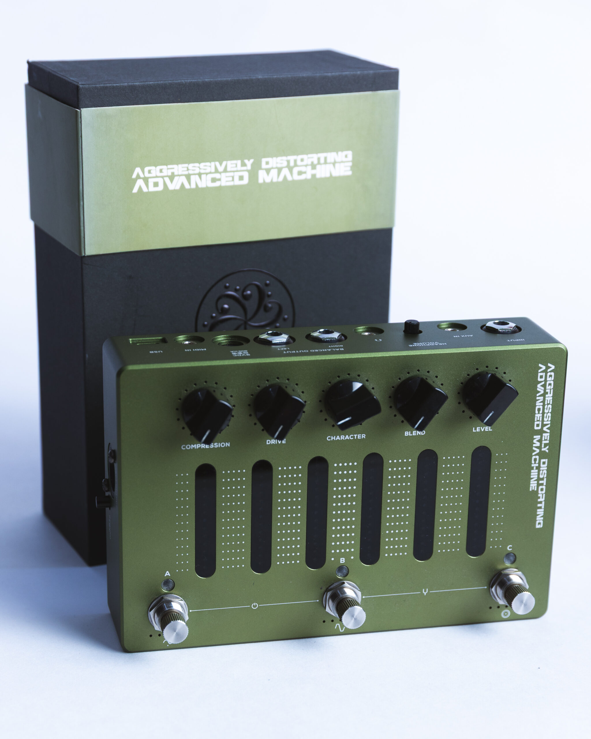 PEDAL DARKGLASS ADAM MAQUINA AVANZADA DE DISTORSION AGRESIVA