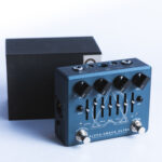 PEDAL DARKGLASS ALPHA OMEGA ULTRA AUX IN - BASS DISTORTION