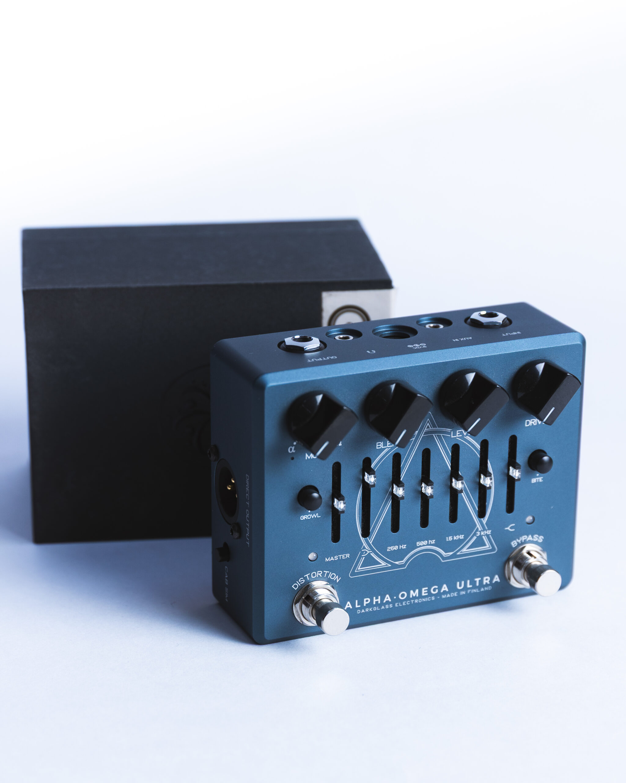 DAR-AOUv2_AUX PEDAL DARKGLASS ALPHA OMEGA ULTRA AUX IN - BASS DISTORTION - Imagen 1